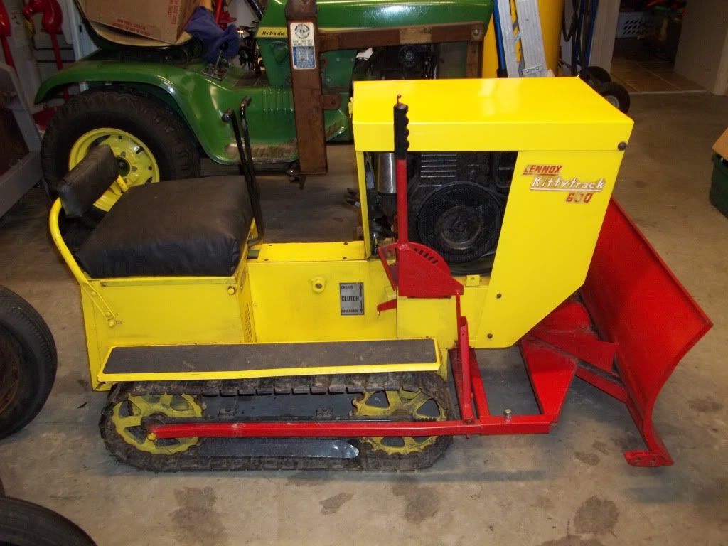 Lennox Kittytrack 600 Crawler, Dozer Forum GTtalk